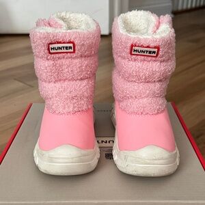 Hunter Girls’ Sherpa Snow Boots
